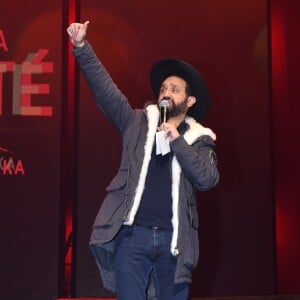 Exclusif - Cyril Hanouna - Concert de solidarité de l'appel national pour la Tsédaka (Solidarité de la Communauté Juive de France envers les israélites et non israélites démunis) au Palais des Sports à Paris le 12 décembre 2016. Chaque année, l'Appel national pour la tsédaka mobilise dans un même élan de générosité, l'ensemble de la communauté juive de France pour soutenir des programmes sociaux. © Erez Lichtfeld/Bestimage