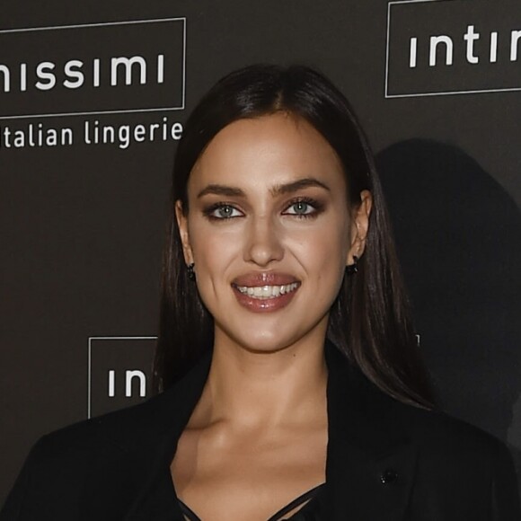 Irina Shayk célèbre le 20ème anniversaire de la marque de lingerie "Intimissimi" à Madrid, Espagne, le 17 novembre 2016.