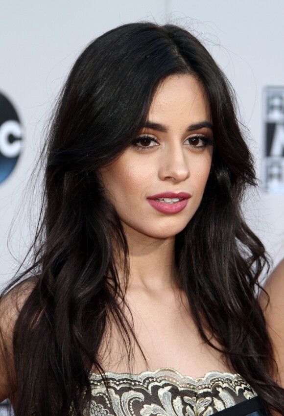 Camila Cabello de Fifth Harmony à La 43ème cérémonie annuelle des "American Music Awards" à Los Angeles, le 22 novembre 2015.