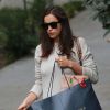 Irina Shayk, enceinte (et potentiellement fiancée ?), arrive au Beverly Hills Hotel. Le 21 décembre 2016.