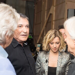 Exclusif - Daniel Guichard, Jean-Marie Bigard, Wendy Bouchard et Dave - Coulisses de l'enregistrement de l'émission "Même Le Dimanche" présentée par Dave et Wendy Bouchard à La Plaine Saint-Denis, le 5 décembre 2016. Diffusion sur France 3 le 1er janvier 2017.