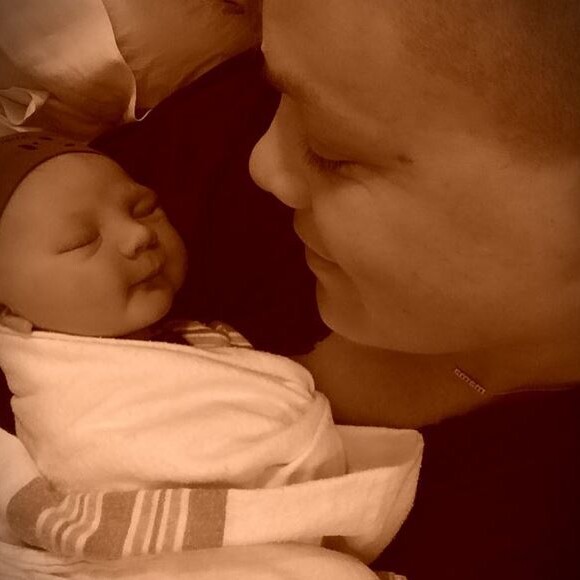 Pink pose avec son fils Jameson sur Instagram, le 28 décembre 2016