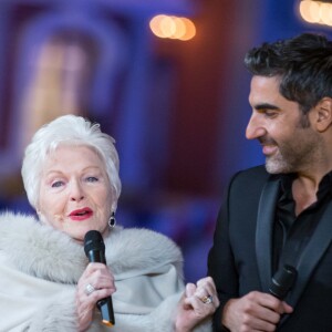 Exclusif - Line Renaud et Ary Abittan lors de l'enregistrement de l'émission "Toute la musique qu'on aime" à Disneyland Paris, le 12 décembre 2016. L'émission sera présentée par Nikos Aliagas et diffusée sur TF1 le 31 décembre. © Cyril Moreau / Bestimage