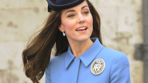 Kate Middleton, accro aux... pansements : mais que fait-elle à ses mains ?!