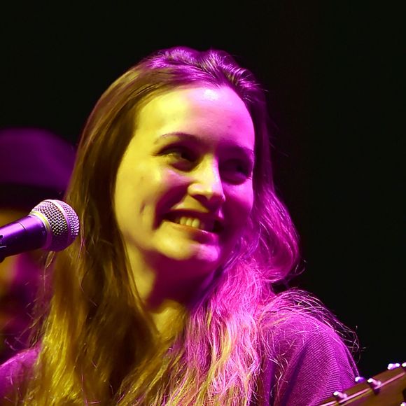Leighton Meester ("Gossip Girl") en concert à Chicago, le 25 février 2015
