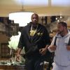 Lamar Odom fait du shopping dans la bijouterie Gearys à Beverly Hills. Le 5 janvier 2017.