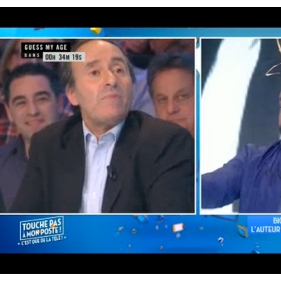 Cyril Hanouna recevait dans TPMP le 6 janvier 2017 René Chiche, auteur de la biographie non autorisée Cyril Hanouna - Le bouffon qui devint roi. L'occasion de débattre de l'ouvrage et des rumeurs qu'il véhicule...