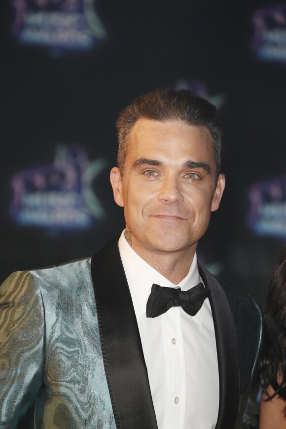 No Web No Chaines TV - Robbie Williams lors de la 18ème cérémonie des "NRJ Music Awards" au Palais des Festivals à Cannes, le 12 novembre 2016. © Christophe Aubert via Bestimage