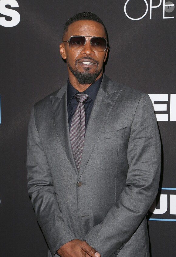 Jamie Foxx lors de la première du film ''Sleepless'' au cinéma "Regal LA LIVE Stadium 14" à Los Angeles, Californie, Etats-Unis, le 5 janvier 2017. © © F. Sadou/AdMedia/Zuma Press/Bestimage
