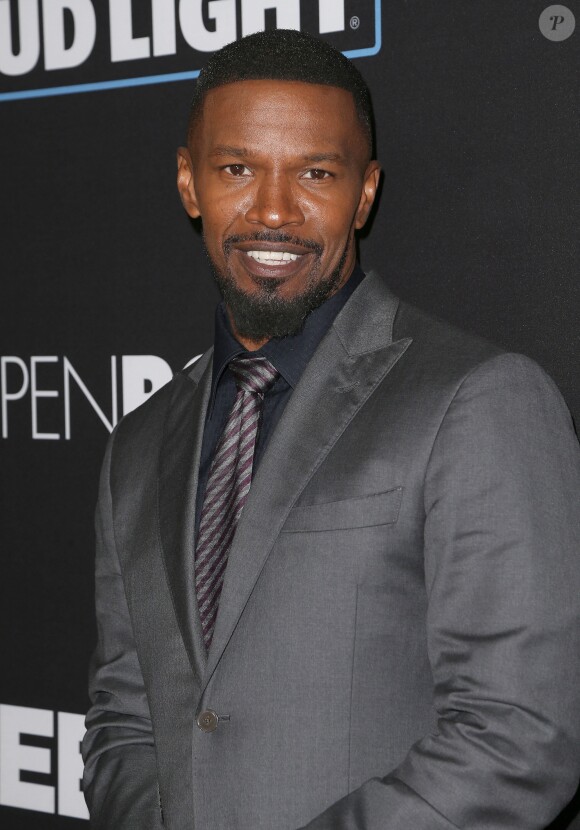 Jamie Foxx lors de la première du film ''Sleepless'' au cinéma "Regal LA LIVE Stadium 14" à Los Angeles, Californie, Etats-Unis, le 5 janvier 2017. © © F. Sadou/AdMedia/Zuma Press/Bestimage