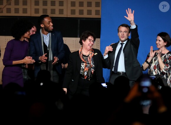 Emmanuel Macron (candidat à l'élection présidentielle 2017 et leader du mouvement "En Marche !") anime un meeting à Clermont-Ferrand, France, le 7 janvier 2017. © Patrick Bernard/Bestimage