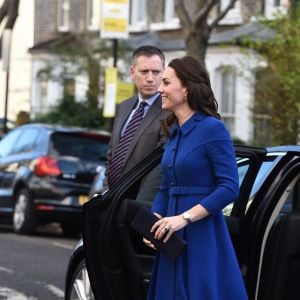 La duchesse Catherine de Cambridge visite un site de l'association Anna Freud Centre consacré à l'assistance aux parents souffrant de troubles de la personnalité, le 11 janvier 2017 à Londres. Sa première mission de l'année.