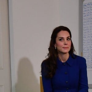 La duchesse Catherine de Cambridge visite un site de l'association Anna Freud Centre consacré à l'assistance aux parents souffrant de troubles de la personnalité, le 11 janvier 2017 à Londres. Sa première mission de l'année.