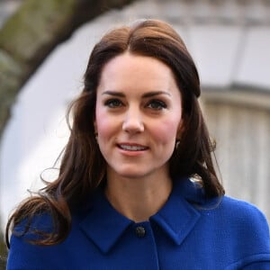 La duchesse Catherine de Cambridge visite un site de l'association Anna Freud Centre consacré à l'assistance aux parents souffrant de troubles de la personnalité, le 11 janvier 2017 à Londres. Sa première mission de l'année.