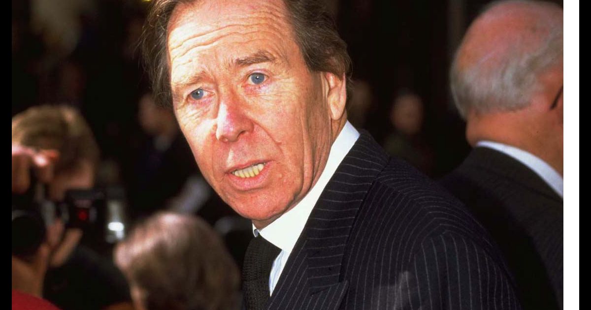 Antony ArmstrongJones, Lord Snowdon Funérailles de Terence Diana en 1997 Purepeople Antony ArmstrongJones, Lord Snowdon Funérailles de Terence Diana en 1997 Purepeople