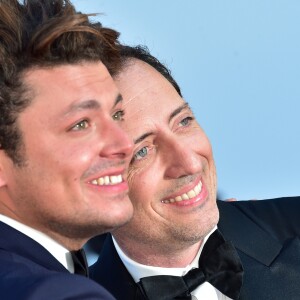 Kev Adams et Gad Elmaleh - Montée des marches du film "Elle" lors du 69ème Festival International du Film de Cannes. Le 21 mai 2016.