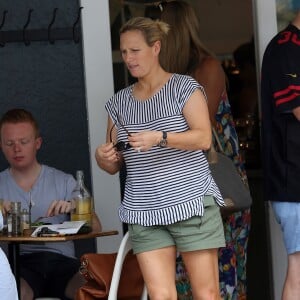 Zara Phillips et Mike Tindall ont passé du temps avec des proches à Gold Coast dans le Queensland en Australie le 15 janvier 2017. © INSTARimages/ABACAPRESS.COM