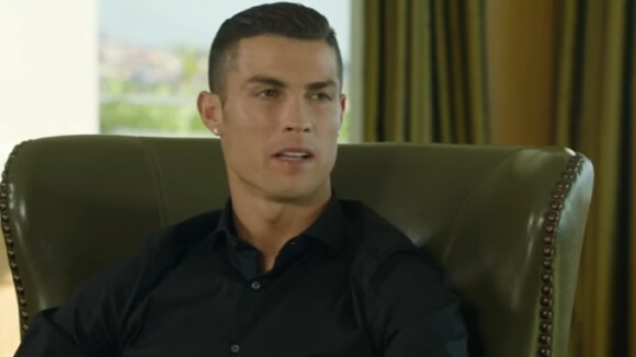 Première interview de Cristiano Ronaldo à une chaîne de télé égyptienne, ONTV. Décembre 2016.