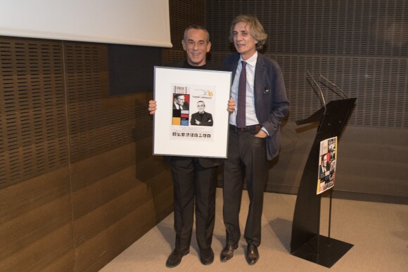 Thierry Ardisson et Edouard-Vincent Caloni - Cérémonie du Prix Philippe Caloni décerné à Thierry Ardisson à la SCAM (Société civile des auteurs multimedia) à Paris le 17 janvier 2017.