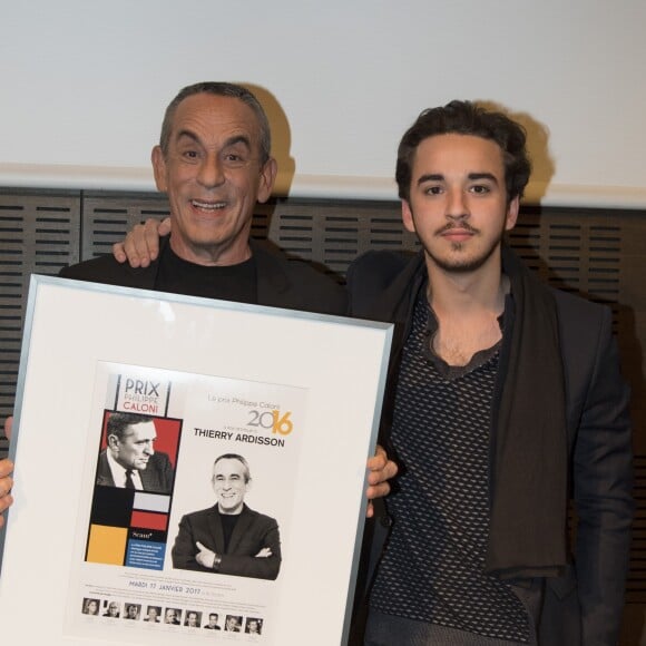 Thierry Ardisson et son fils Gaston Ardisson - Cérémonie du Prix Philippe Caloni décerné à Thierry Ardisson à la SCAM (Société civile des auteurs multimedia) à Paris le 17 janvier 2017.