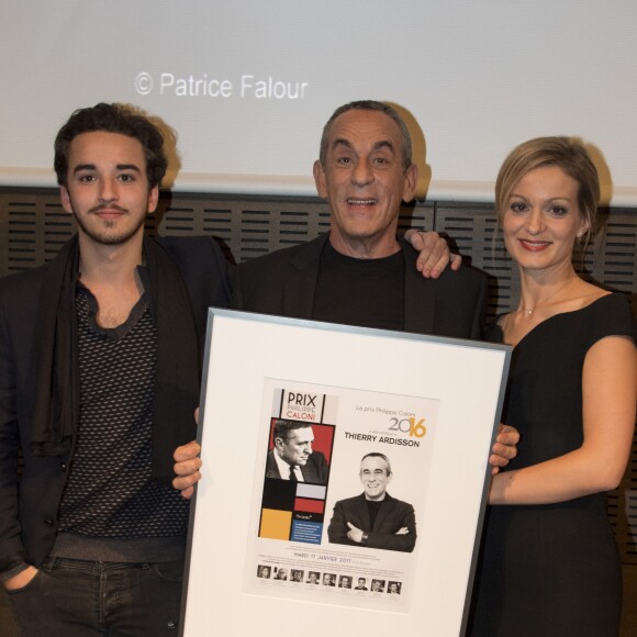 Gaston Ardisson, Thierry Ardisson et sa femme Audrey Crespo-Mara - Cérémonie du Prix Philippe Caloni décerné à Thierry Ardisson à la SCAM (Société civile des auteurs multimedia) à Paris le 17 janvier 2017.