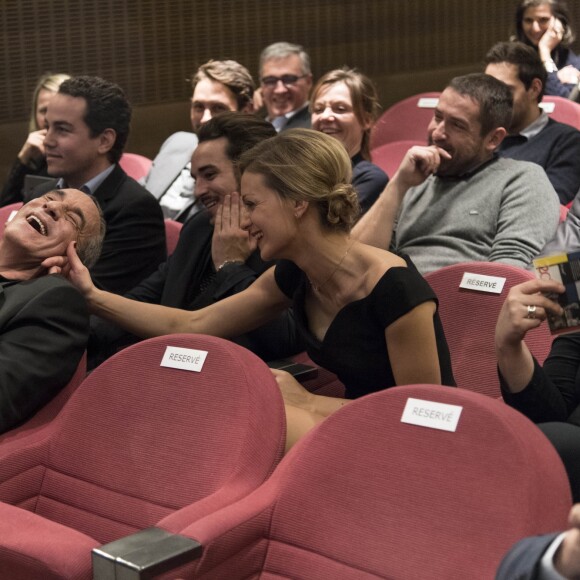 Thierry Ardisson et sa femme Audrey Crespo-Mara, Gaston Ardisson - Cérémonie du Prix Philippe Caloni décerné à Thierry Ardisson à la SCAM (Société civile des auteurs multimedia) à Paris le 17 janvier 2017.