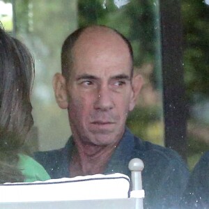 Miguel Ferrer - Les invités du mariage de George Clooney prennent un petit-déjeuner à Venise. Le 27 septembre 2014