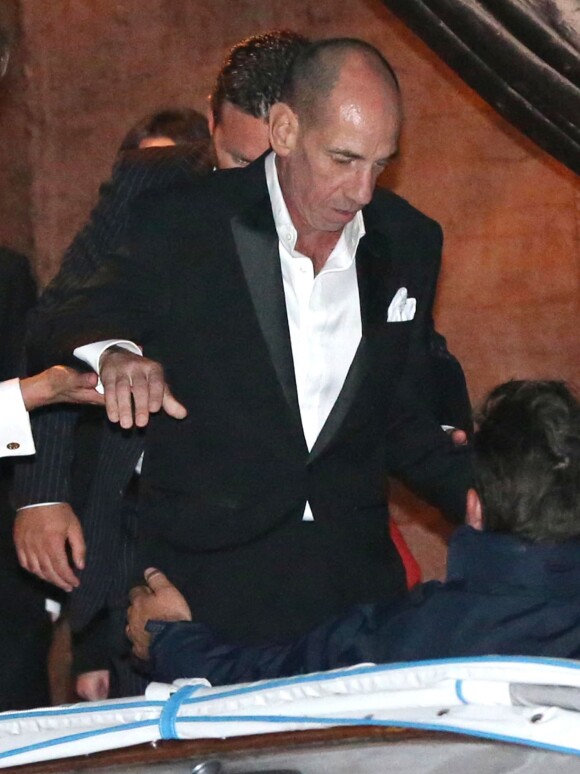 Miguel Ferrer - Les invités quittent l'hôtel Aman Canal Grande où a eu lieu le mariage de George Clooney et Amal Alamuddin à Venise, le 27 septembre 2014.