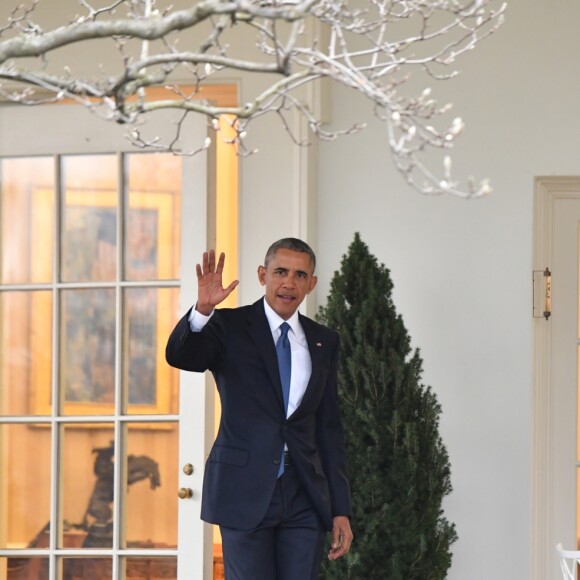 Barack Obama quittant la Maison Blanche tandis que le pays se prépare à l'investiture de Donald Trump à Washington, le 20 janvier 2017