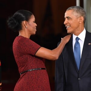 Michelle et Barack Obama à la Maison-Blanche, avant l'investiture de Donald Trump, 45e président des Etats-Unis. Washington, le 20 janvier 2017.