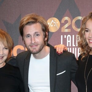 Nathalie Baye, Philippe Lacheau, sa compagne Elodie Fontan pour le film "Alibi.com" lors du 20e Festival du film de comédie à l'Alpe d'Huez, le 20 janvier 2017. © Dominique Jacovides/Bestimage