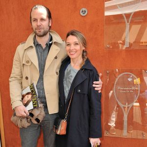 Anne Marivin et son compagnon Joachim Roncin - Jour 10 - People aux Internationaux de France de tennis de Roland Garros lors du match de Jo-Wilfrid Tsonga contre Roger Federer le 4 juin 2013.