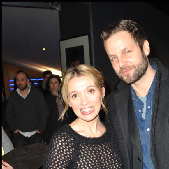 Anne Marivin et Joachim Roncin à Paris en février 2012.