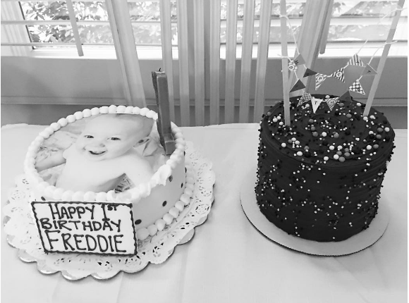 Briana Jungwirth et Louis Tomlinson fêtent le premier anniversaire de leur fils Freddie, le 22 janvier 2016. Photo publiée sur Instagram.