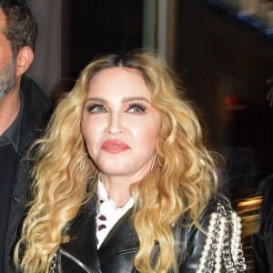 Madonna et Lenny Kravitz à la sortie d'une soirée dans le quartier de Manhattan à New York, le 13 novembre 2016