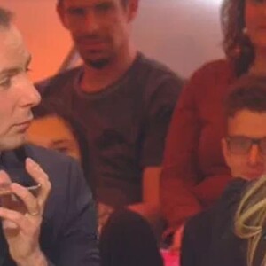 Capucine Anav parle de son fessier - "Il en pense quoi Camille ?", mercredi 25 janvier 2017, C8