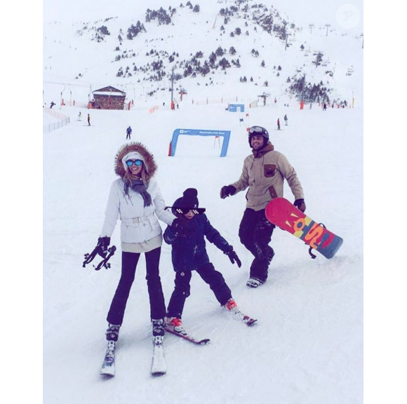 Alexandra Rosenfeld en vacances avec sa fille Ava et son amoureux Etienne. Photo publiée sur Instagram le 29 janvier 2017