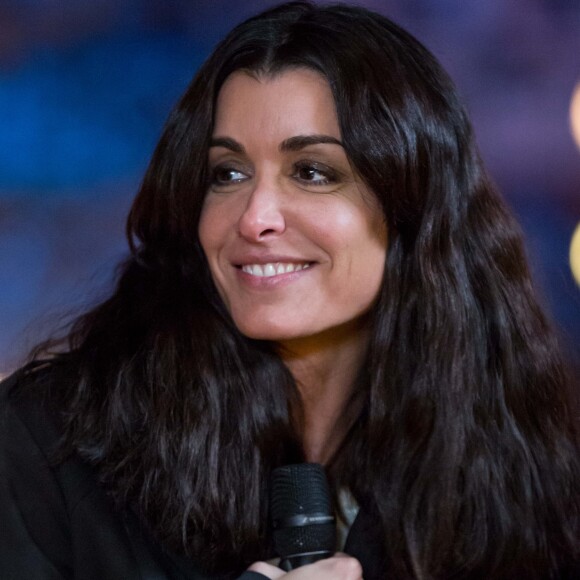 Exclusif - Jenifer Bartoli lors de l'enregistrement de l'émission "Toute la musique qu'on aime" à Disneyland Paris, qui sera diffusée sur TF1 le 31 décembre. Le 12 décembre 2016 © Cyril Moreau / Bestimage