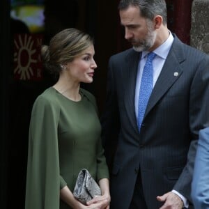 Le roi Felipe VI et la reine Letizia d'Espagne ont pris part à la remise des prix du concours pour l'innovation et le design 2016 à Madrid le 6 février 2017.