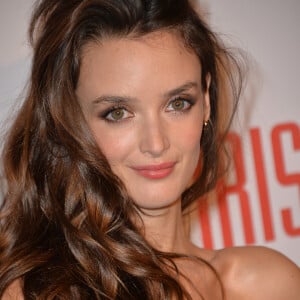 Charlotte Le Bon - Avant-première du film "Iris" au cinéma Gaumont Champs-Elysées à Paris, le 14 novembre 2016.