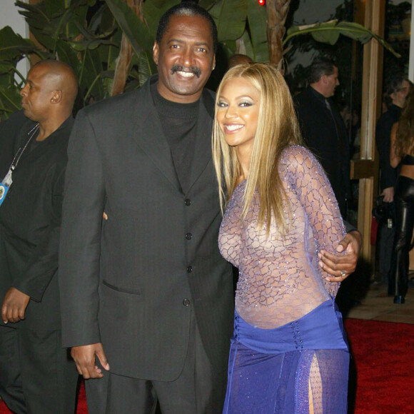 Beyoncé et son père Matthew Knowles à la soirée des GRammy le 28 février 2002