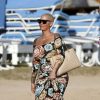 Exclusif - Prix Spécial - No Web No Blog - Amber Rose profite de la plage à Honolulu, à l'occasion de son séjour sur l'île pour l'ouverture du club Encore. Le 28 janvier 2017  Exclusive... 52296808 Amber Rose spotted on the beach in Honolulu, Hawaii on January 28, 2017. Amber touched down in Honolulu on Thursday as she'll be making a guest appearance alongside DJ T. Brixx and N. Cannon for Hawaii's grand opening of club Encore.28/01/2017 - Honolulu