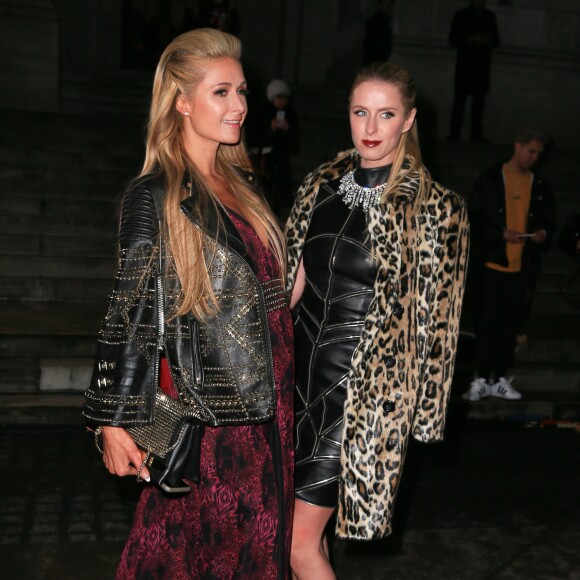 Paris Hilton et Nicky Hilton Rothschild à la sortie du défilé Phillip Plein à New York le 14 février 2017