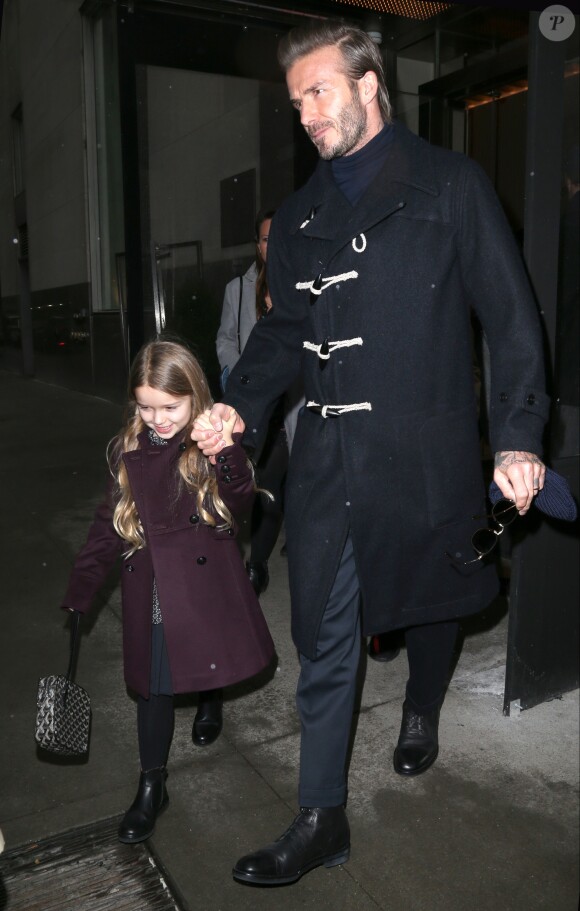 Harper - David Beckham en famille avec ses enfants à New York le 12 février 2017