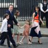 David Cameron quitte e 10 Downing Street en famille, avec sa femme Samantha Cameron et leurs enfants Arthur, Nancy et Florence, le 13 juillet 2016.