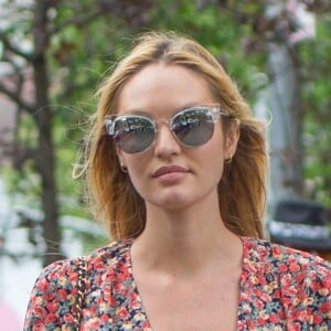 Exclusif - Candice Swanepoel enceinte à Greenwich Village à New York, le 5 juin 2016