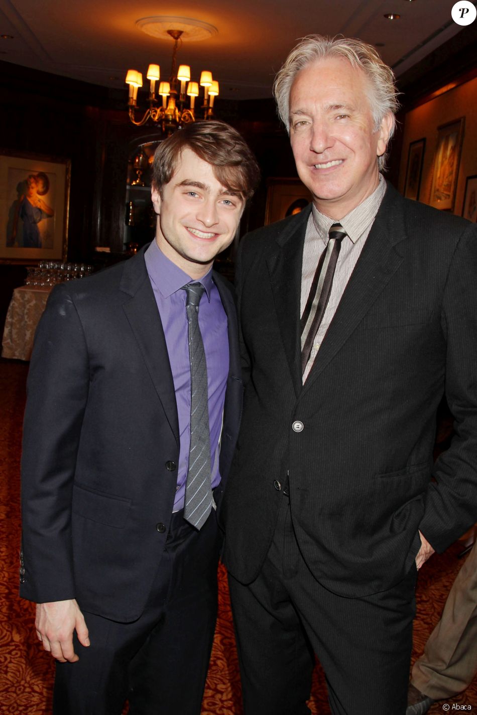 Daniel Radcliffe et Alan Rickman à New York City, le 21 novembre 2011. Purepeople Daniel Radcliffe et Alan Rickman à New York City, le 21 novembre 2011. Purepeople