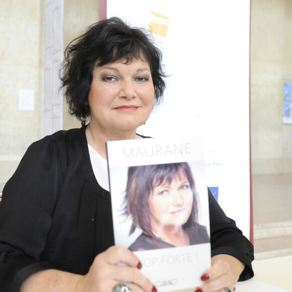 Maurane - Première édition du festival littéraire "Plumes de Stars" à Aix en Provence. Le 13 juin 2015