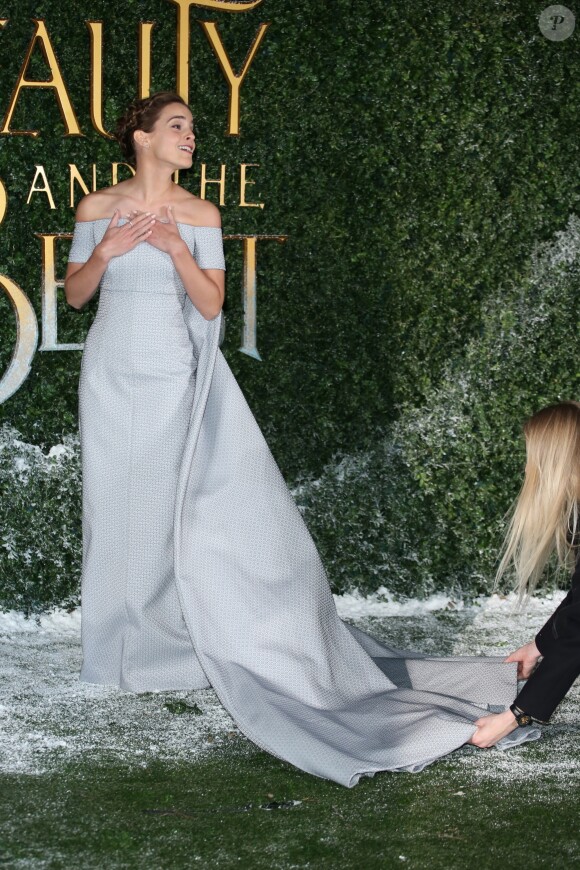 Emma Watson au photocall La Belle et la Bête à Londres, le 23 février 2017