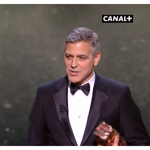Jean Dujardin et George Clooney pendant les César 2017.